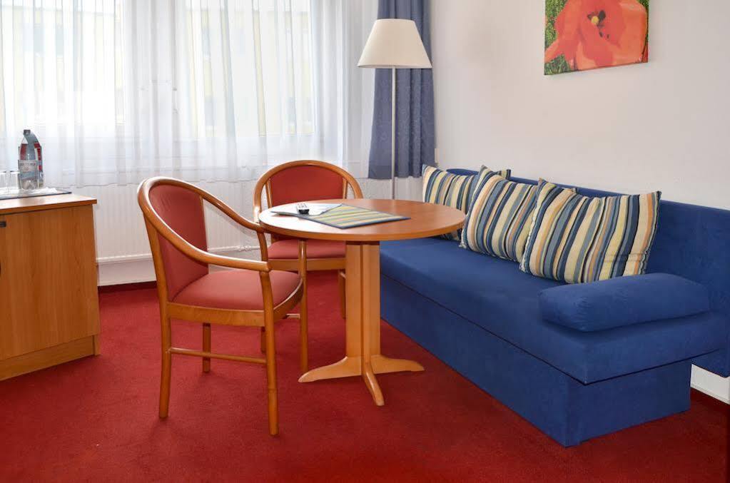 Centra Hotel Schwedt Buitenkant foto